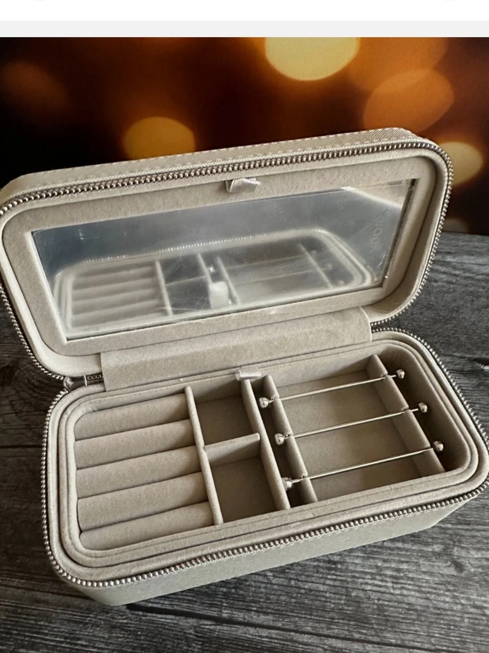 Grey pandora Jewelry Travel Case with Embossed Logo - Picture 2 of 4